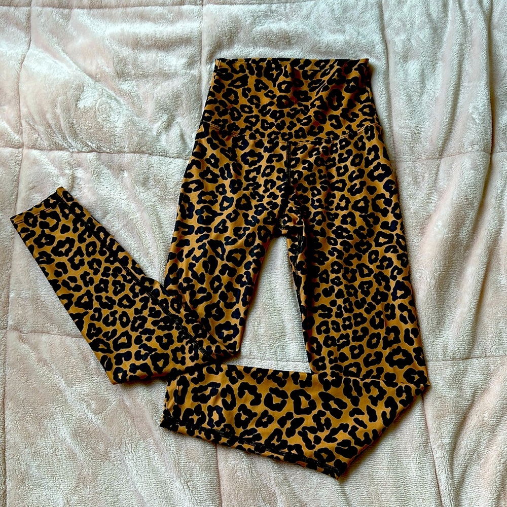 Beach Riot SzS leopard 7/8 high waisted leggings